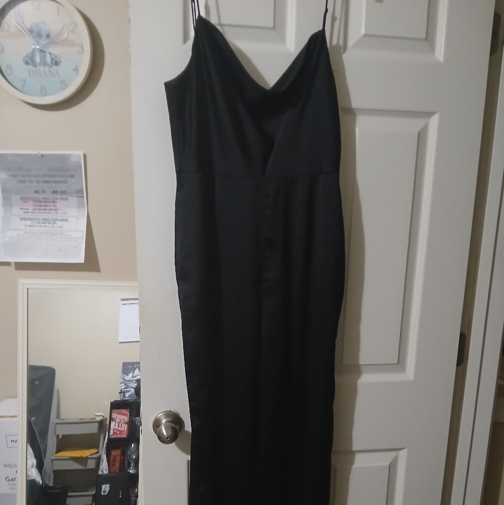 Elegant Black Sleeveless Satim Jumpsuit